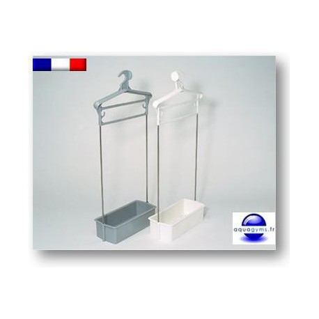 Porte habit piscine avec bac plastique tiges inox. Non numéroté