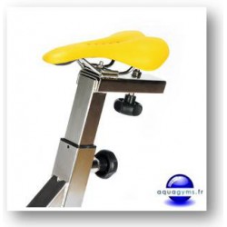 Selle réglable en profondeur pour aquabike VO2 Max